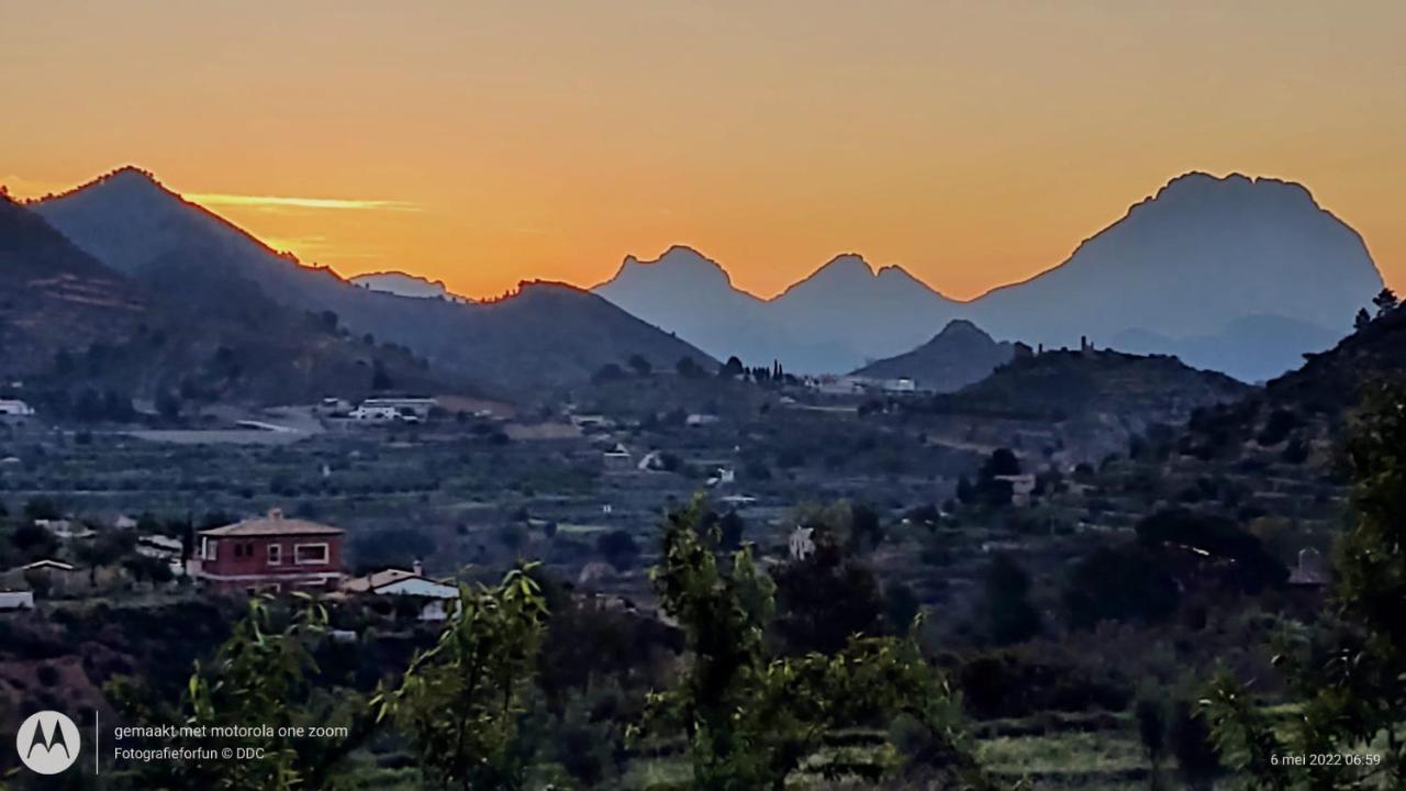 Casa Pura Vida Bed & Breakfast Relleu Dış mekan fotoğraf